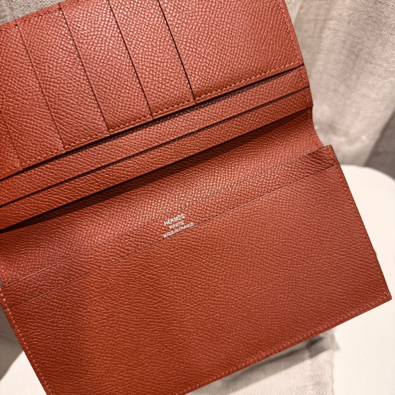 Hermes愛馬仕 長夾 紅棕色（實體很有質感）-1
