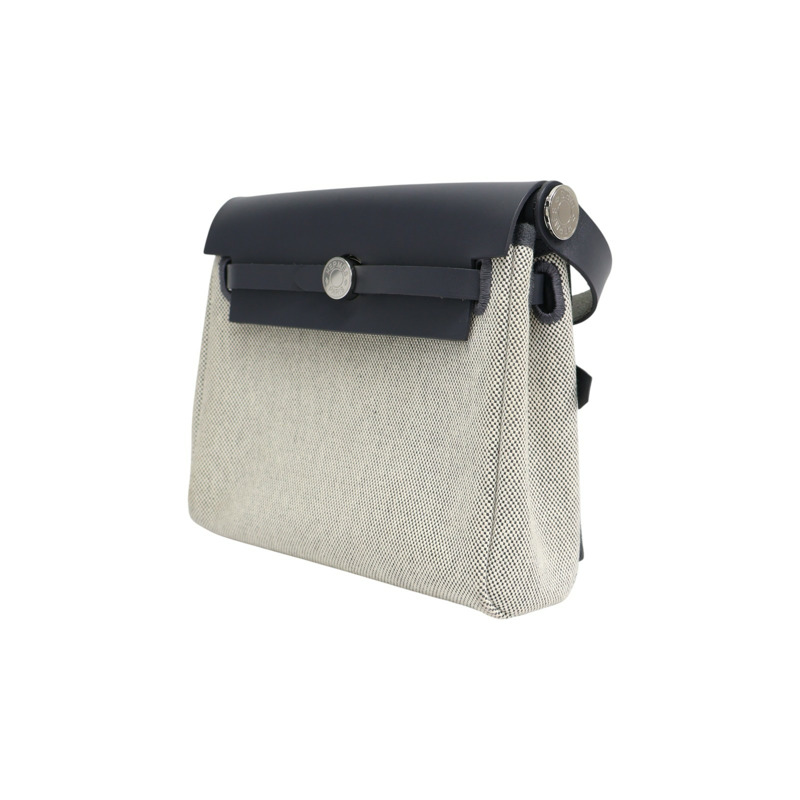 石板灰帆布 Herbag zip 20 肩背包 H085414CK W刻【HERMES 愛馬仕】 H085414CK-2