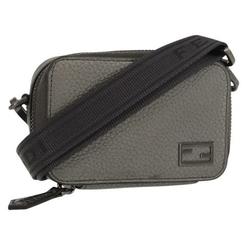 FENDI 銀色皮革肩背包 Auth bs30741