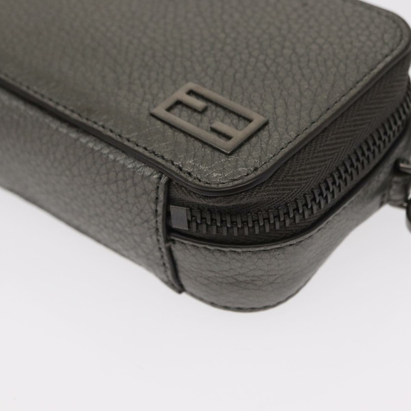 【日本直送】FENDI 銀色皮革肩背包 Auth bs30741-14
