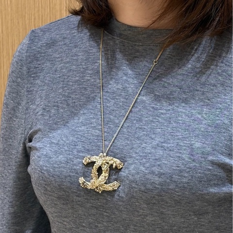Chanel 經典雙C立體鑲嵌項鍊 鑲嵌水晶與小珍珠 附件:塵袋盒子