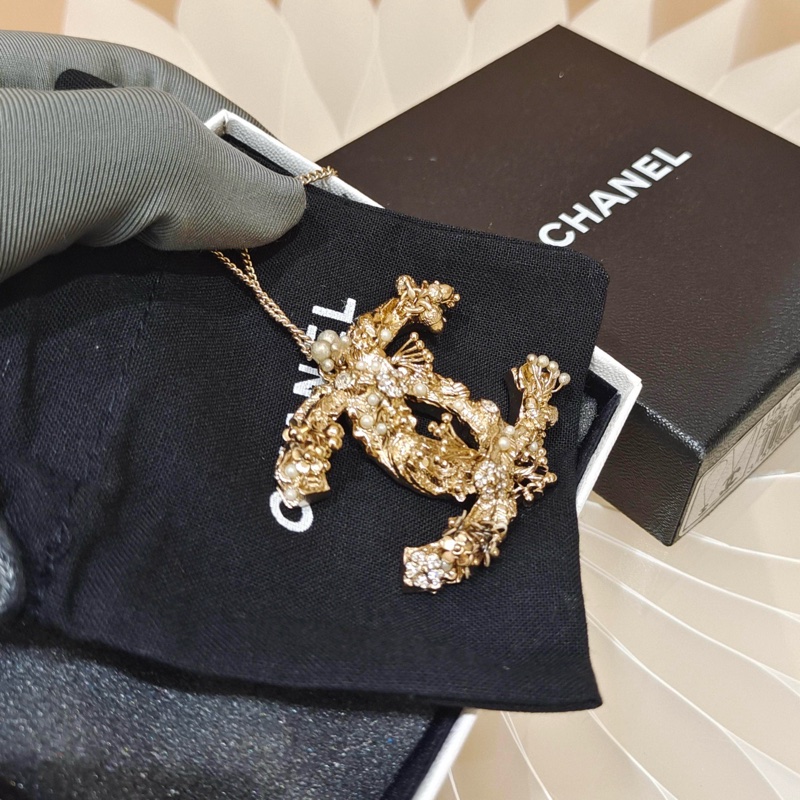 Chanel 經典雙C立體鑲嵌項鍊 鑲嵌水晶與小珍珠 附件:塵袋盒子-4
