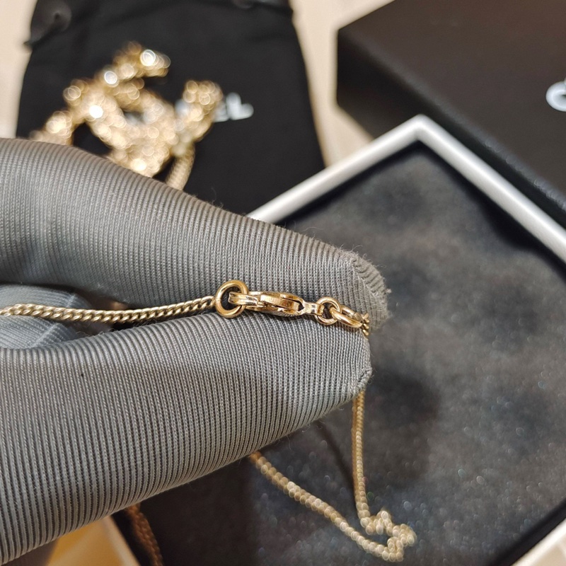 Chanel 經典雙C立體鑲嵌項鍊 鑲嵌水晶與小珍珠 附件:塵袋盒子-5