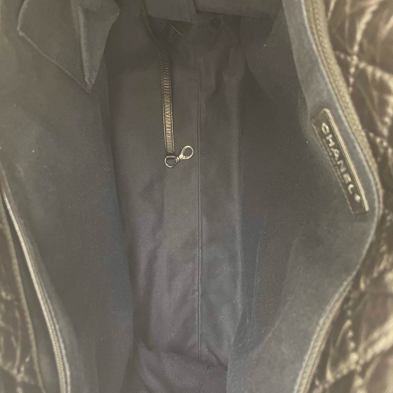 CHANEL 2.55黑銀油臘皮 多口袋機場包 13開有卡 尺寸約38*9*34。-6