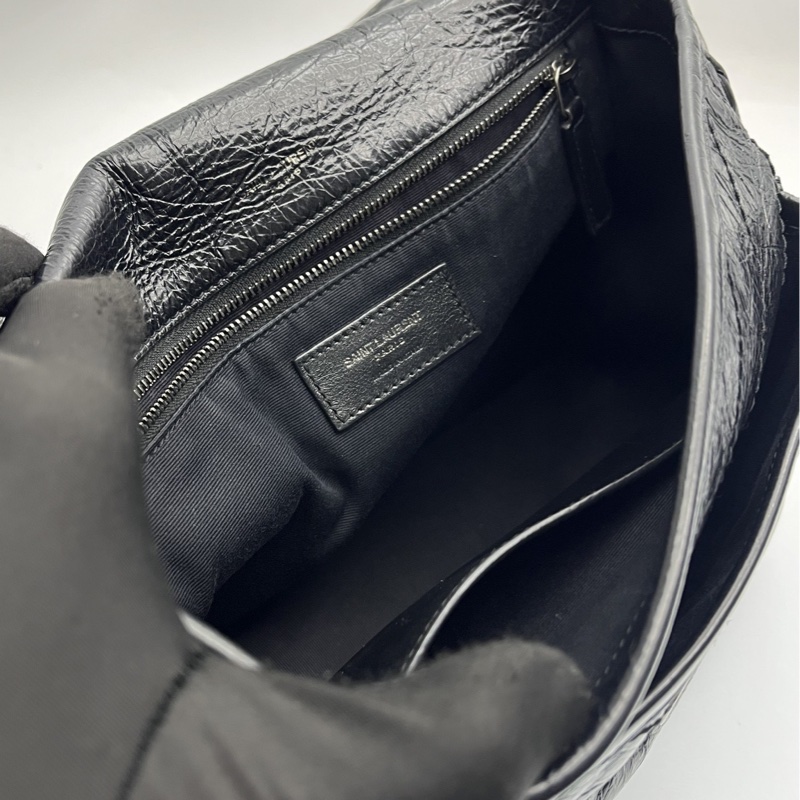 🏷️ YSL Niki 黑色中號-4