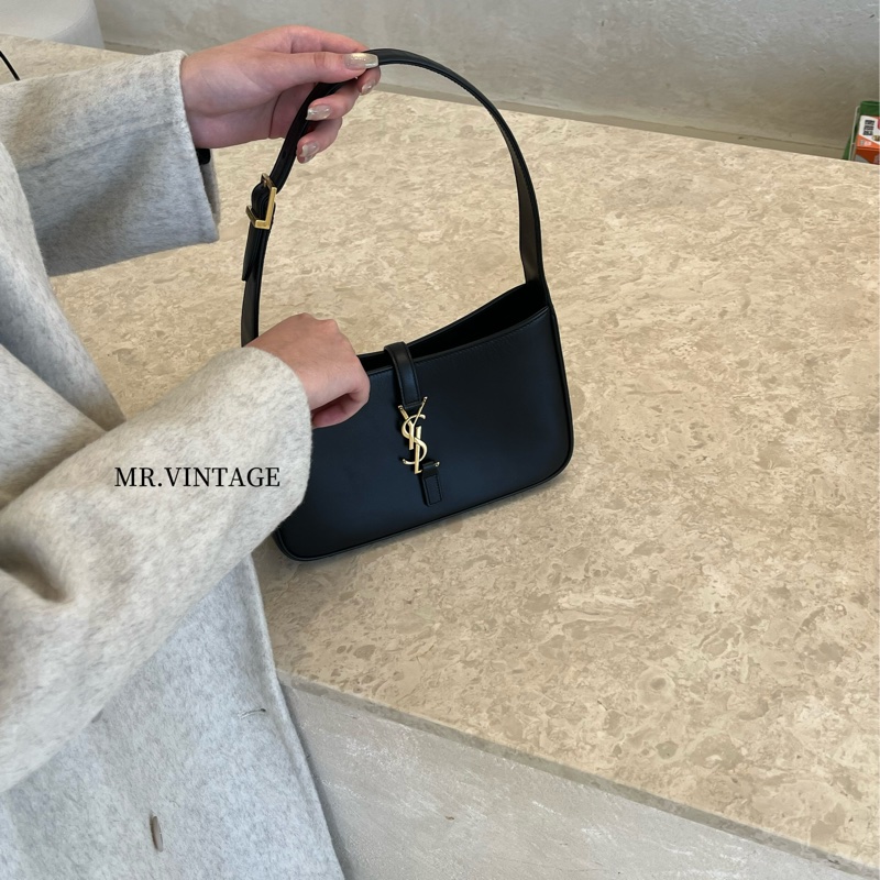 🏷️ YSL Hobo-1