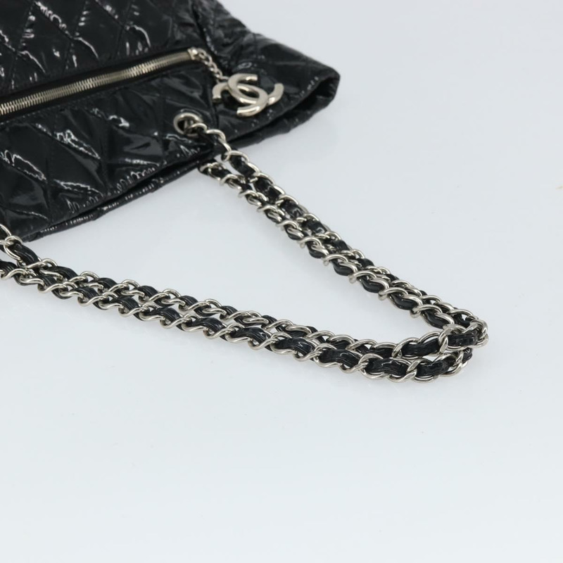 【日本直送】香奈兒 Matelasse 鏈條托特包，漆皮材質，黑色銀色雙C標誌，正品編號 yk19941-6