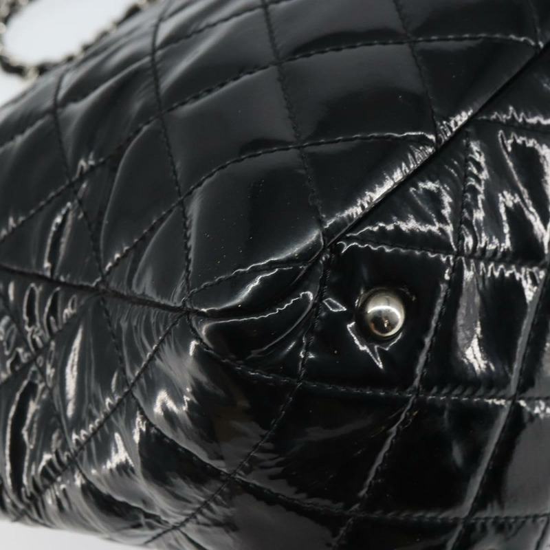 【日本直送】香奈兒 Matelasse 鏈條托特包，漆皮材質，黑色銀色雙C標誌，正品編號 yk19941-12