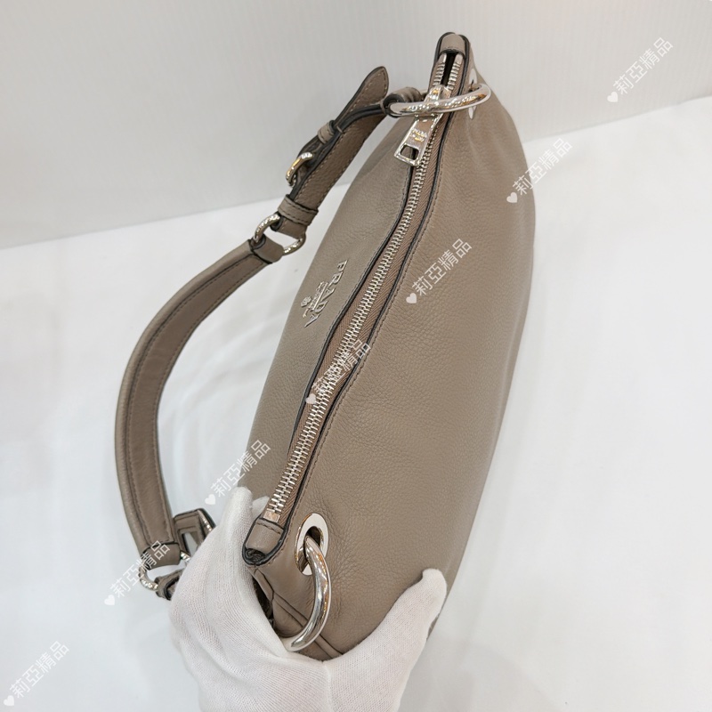 莉亞精品♡ Prada 手提包大象灰 二手美包-4