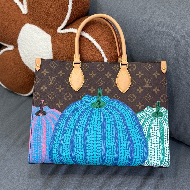 （國外購證全配）LV 草間彌生聯名款on the go中號 ✨最新晶片款-1