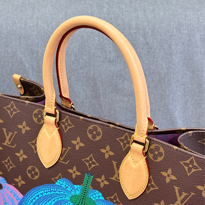 （國外購證全配）LV 草間彌生聯名款on the go中號 ✨最新晶片款-6