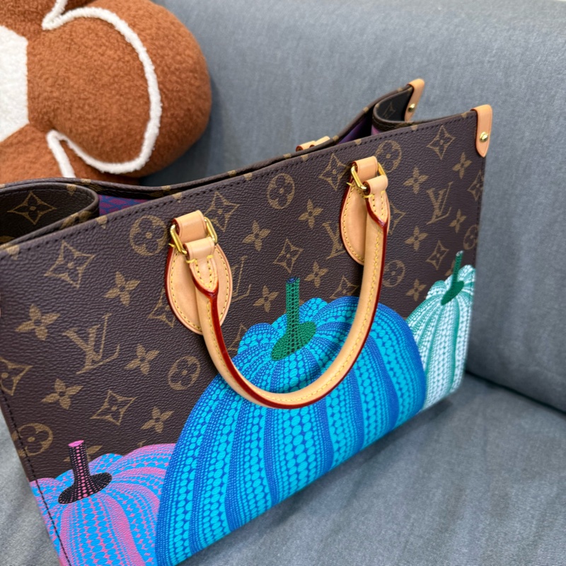 （國外購證全配）LV 草間彌生聯名款on the go中號 ✨最新晶片款-9