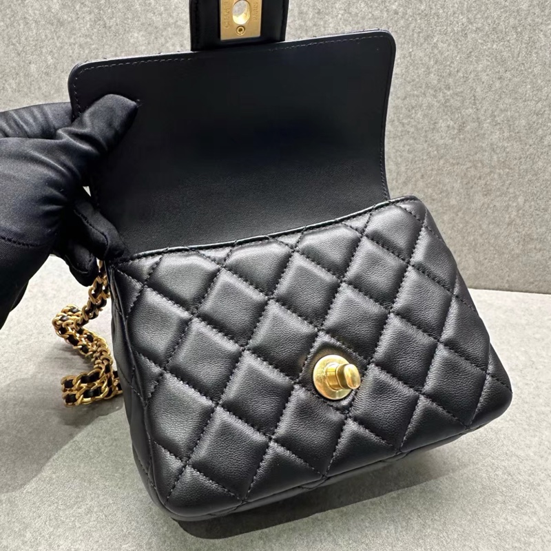 ✨Chanel 22B黑金琺瑯扣方胖子 99新有購證🖤-6