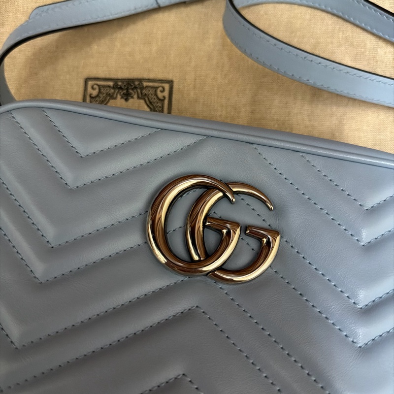溫柔首選🩵 ［春夏限量色🫧不撞款］Gucci 古馳Marmont 中號 Camera Bag 牛皮 拉鏈 相機包已絕版-3