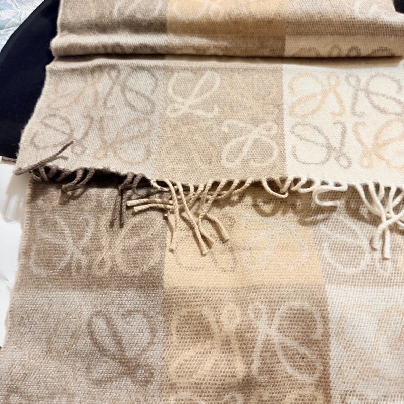 全新LOEWE羊毛和喀什米爾格子圍巾-4