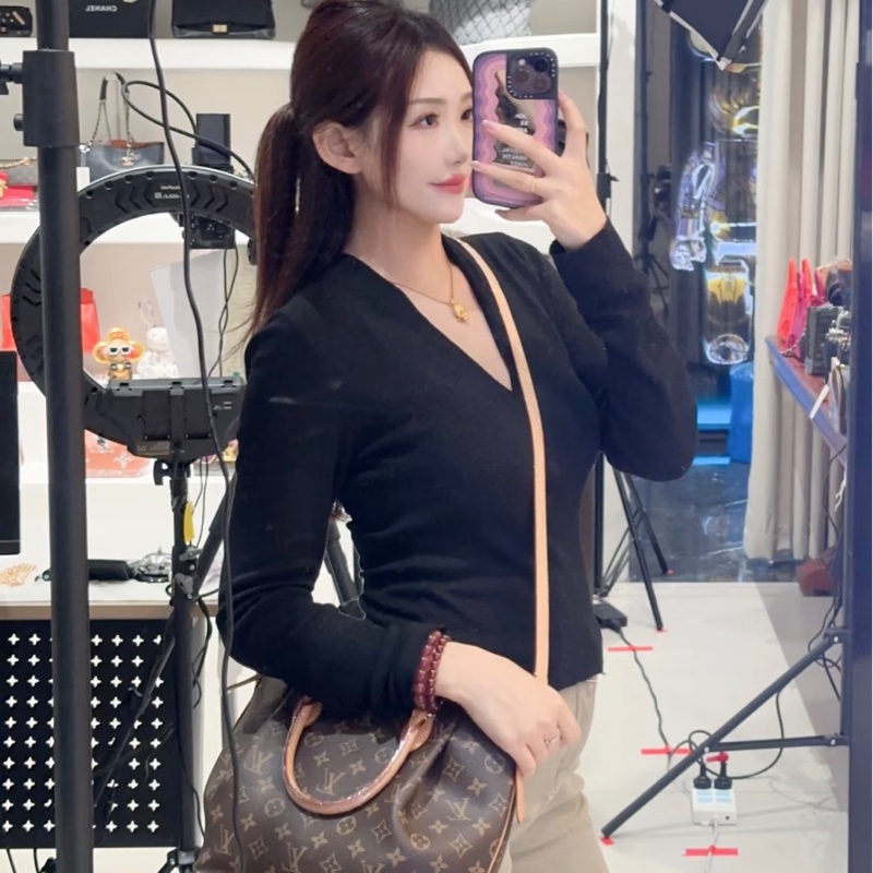 「JL精品代購」 9新 LV老花餃子包-1