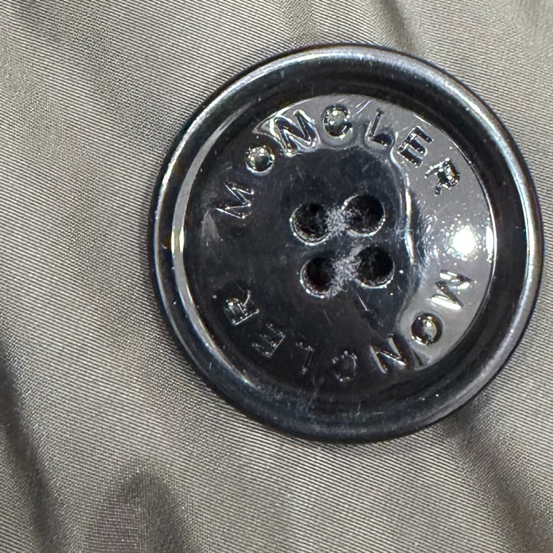 moncler GENE GIUBBOTTO 貉子毛 橄欖綠 羽絨 羽絨外套 防風外套 夾克 外套-24