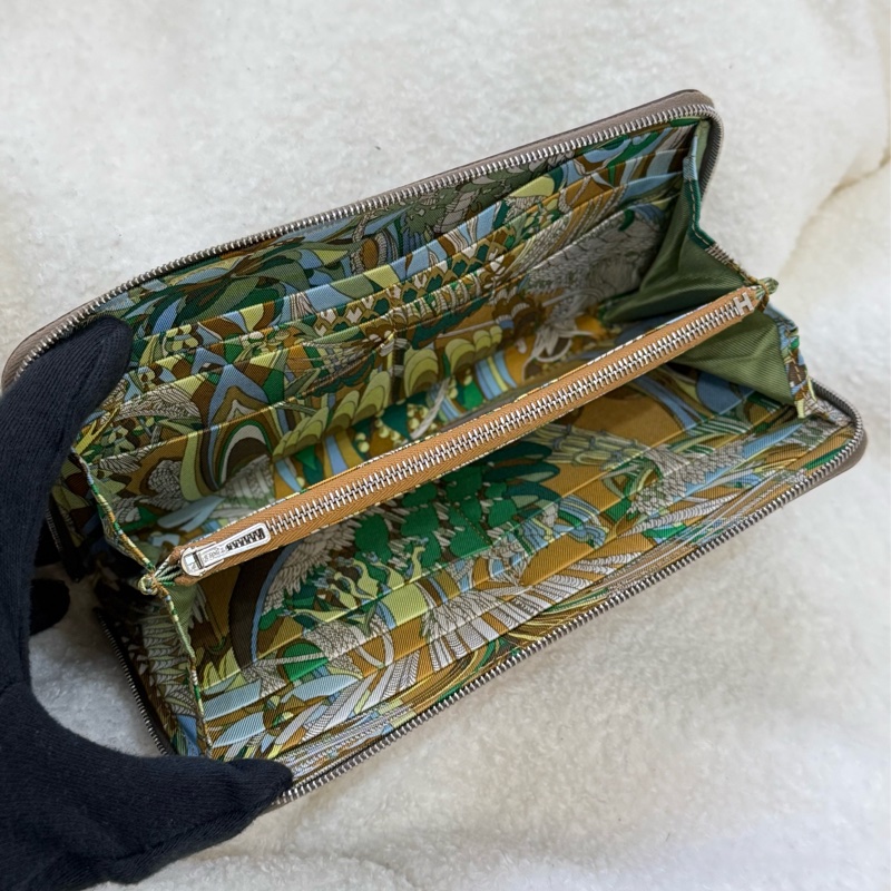 Hermes Silk'In 大象灰絲巾長夾 | 絲巾叢林內襯款-13