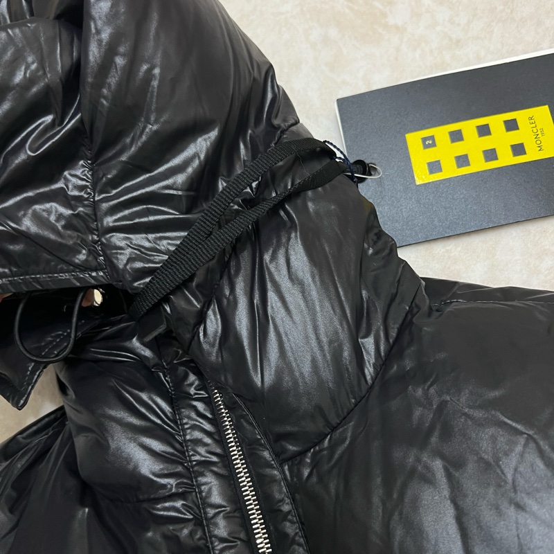 Moncler Genius 1952 21 尼龍羽絨外套 時尚又保暖-8