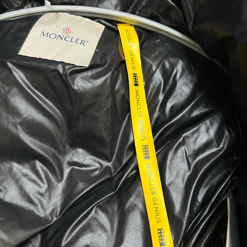 Moncler Genius 1952 21 尼龍羽絨外套 時尚又保暖-13