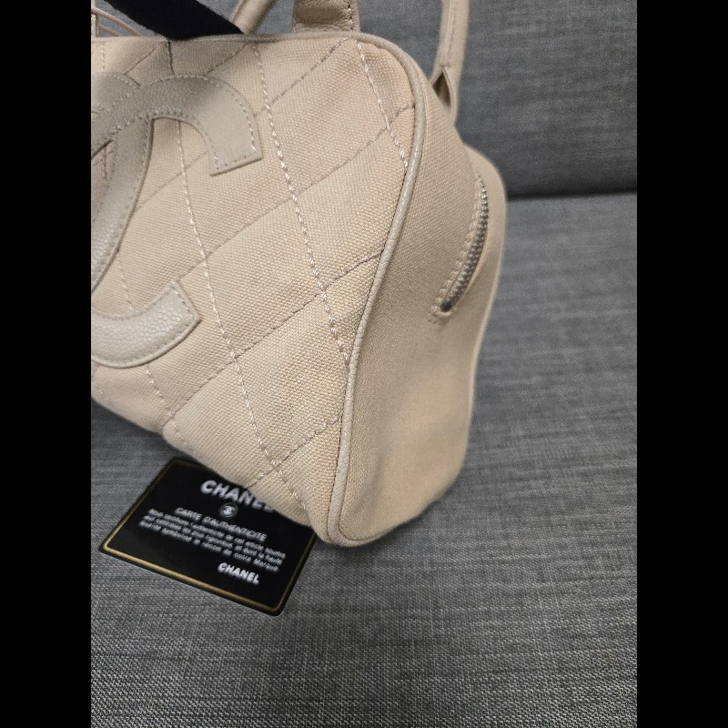 Chanel 香奈兒 奶油色帆布菱格紋大雙C流蘇包 保齡球包 波士頓包-18