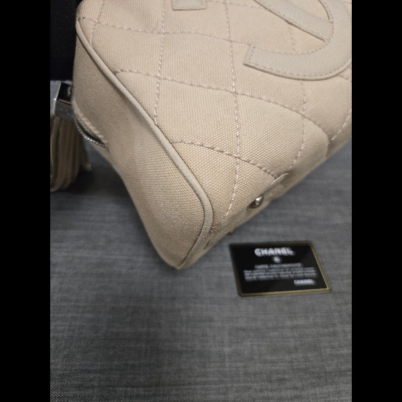 Chanel 香奈兒 奶油色帆布菱格紋大雙C流蘇包 保齡球包 波士頓包-22