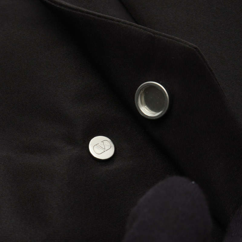 Valentino 黑色絲質短版夾克，二手女款 #48-12