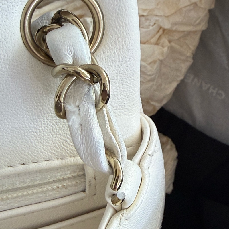 二手CHANEL白色羊皮金釦方胖A35200-16
