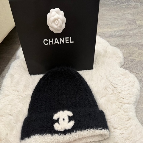 Chanel冷帽