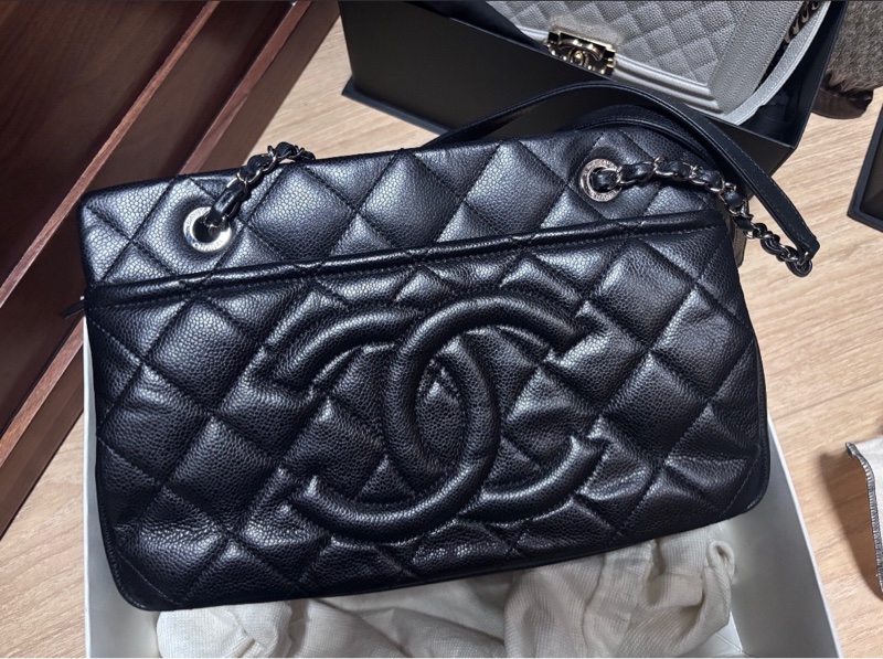 Chanel 荔枝皮托特包-0