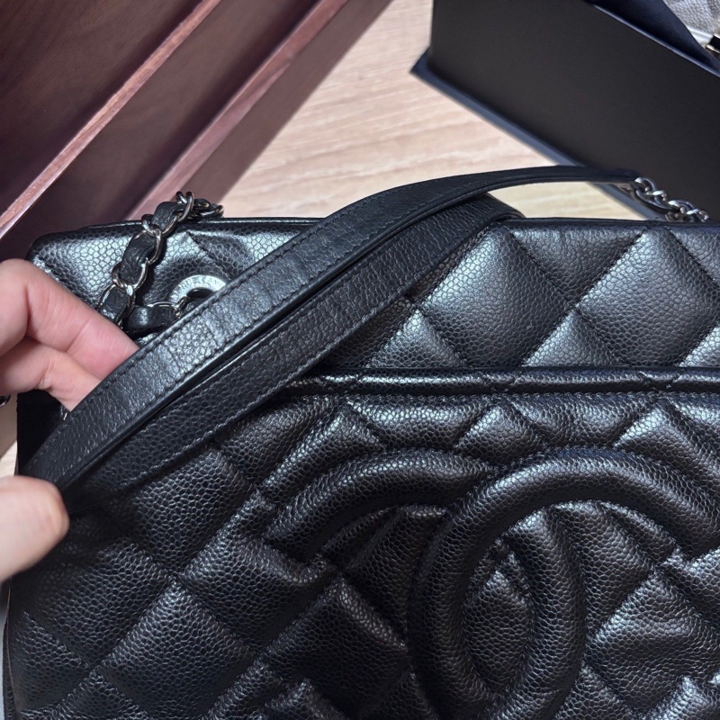 Chanel 荔枝皮托特包-1