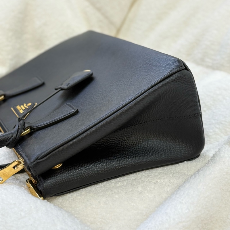 Prada 黑金殺手包小號-3