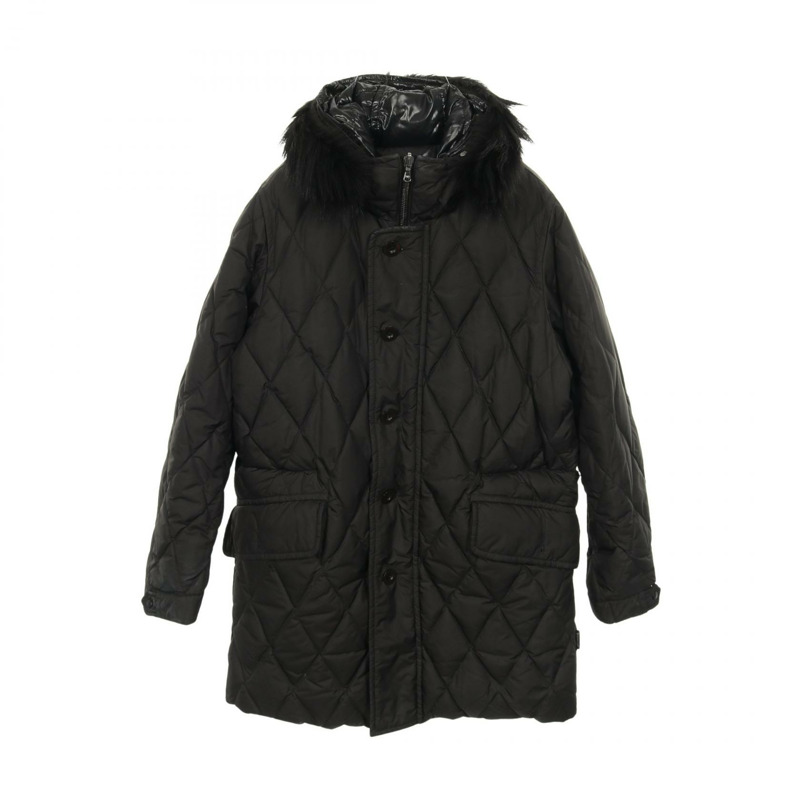 MONCLER 男士黑色尼龍聚酯羽絨外套（二手）-2