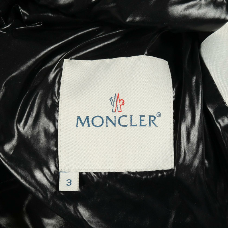 MONCLER 男士黑色尼龍聚酯羽絨外套（二手）-3
