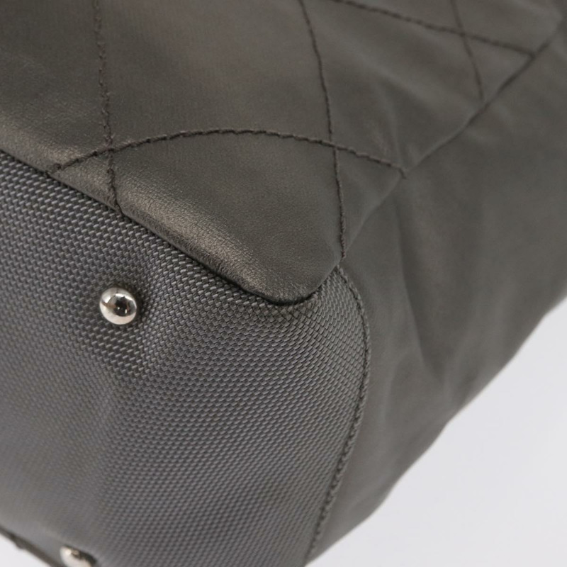 【日本直送】香奈兒巴黎比亞里茨GM托特包 尼龍 銀色 CC Auth BA10114-15