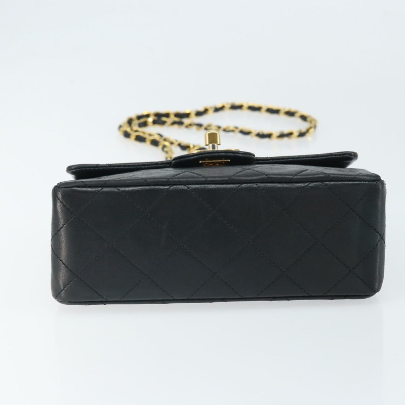 【日本直送】香奈兒 (CHANEL) Matelasse 18 鏈條單肩包，羊皮材質，黑色，金色雙C標誌，正品編號 BA10325SAM-4