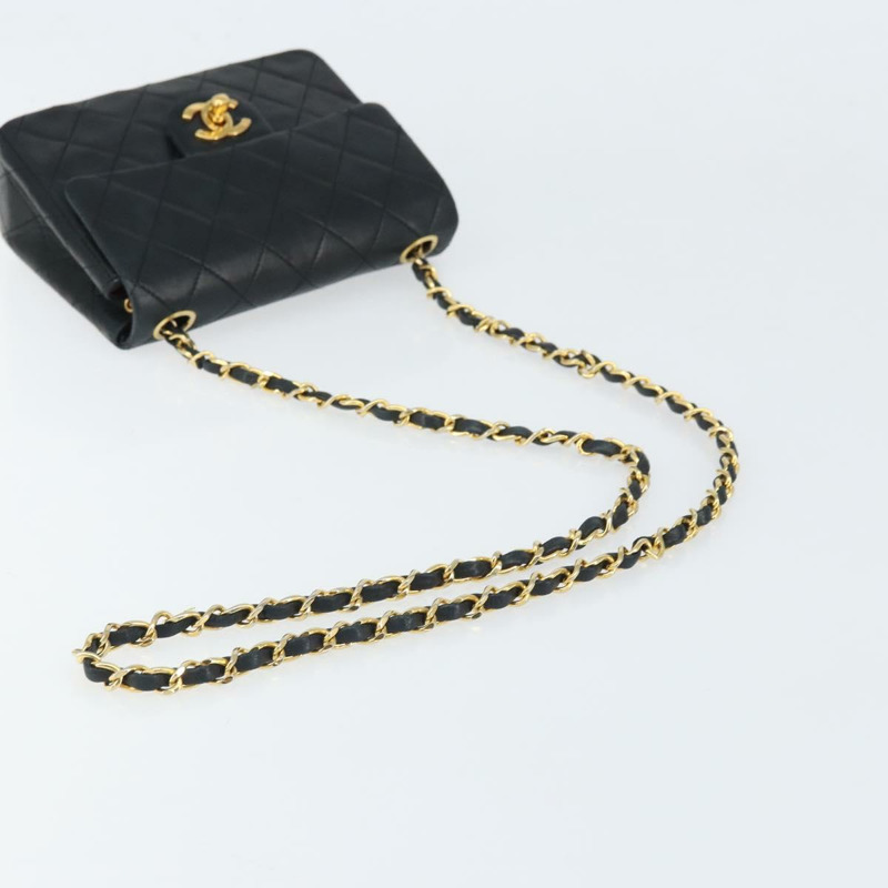 【日本直送】香奈兒 (CHANEL) Matelasse 18 鏈條單肩包，羊皮材質，黑色，金色雙C標誌，正品編號 BA10325SAM-6