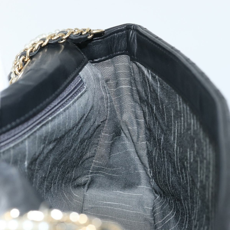 【日本直送】香奈兒 (CHANEL) 菱格紋鏈條手提包，羊皮材質，黑色，金色雙C標誌，正品 BA10326SM-19