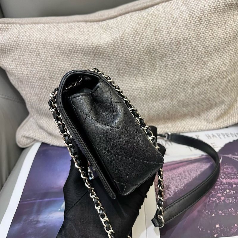 香奈兒/Chanel 黑銀羊皮菱格紋琺瑯扣cf口翻蓋鏈條包-3