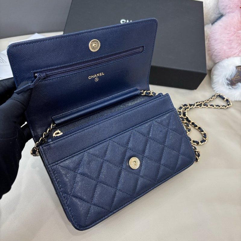 近新品 香奈兒/Chanel 深藍色鑽扣woc 荔枝紋牛皮鏈條包 芯片款-8