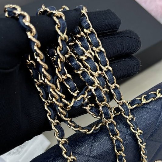 近新品 香奈兒/Chanel 深藍色鑽扣woc 荔枝紋牛皮鏈條包 芯片款-10
