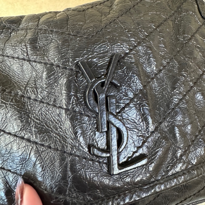 YSL聖羅蘭 Niki小號 黑復刻牛皮肩斜背包-7