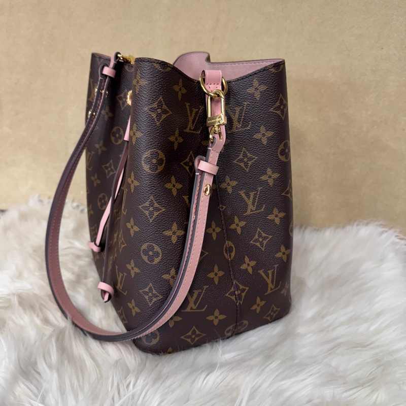 LV NeoNoe MM老花拼粉水桶包 晶片款-3