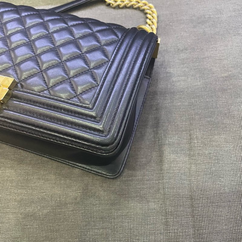 香奈兒/Chanel Leboy 黑金羊皮中號菱格紋鏈條包-3