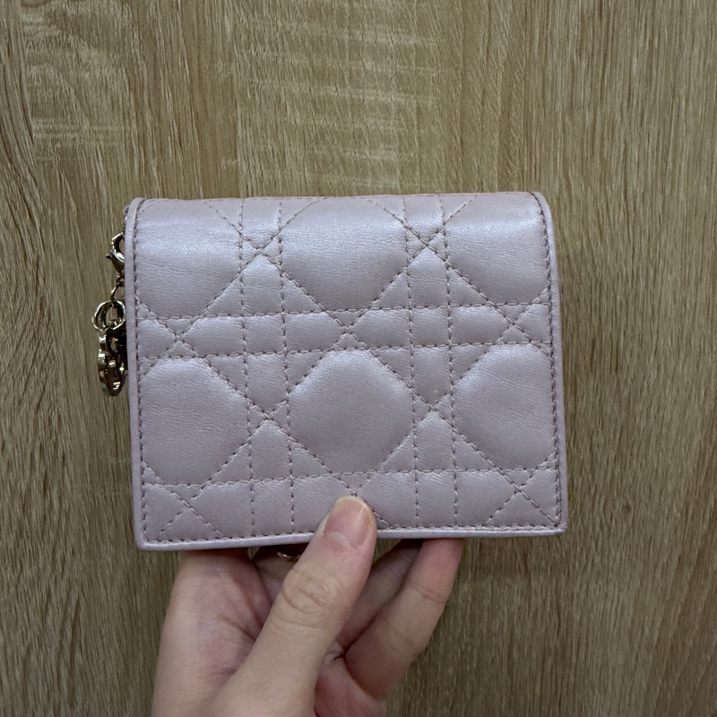 Dior 珠光粉金釦Dior Gardenia 4卡對釦短夾-0