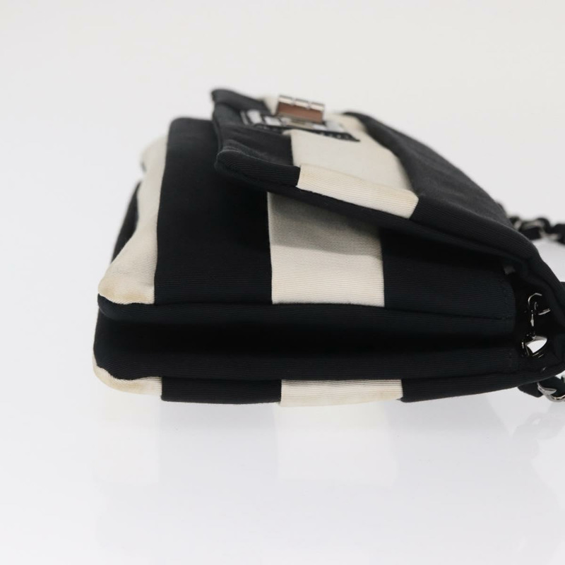 【日本直送】香奈兒 2.55 鏈條肩背包 尼龍材質 黑色 銀色 CC 標誌 正品 169050-2