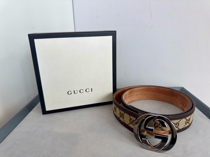 二手GUCCI咖啡色緹花滾皮邊銀色GG logo腰帶95公分114876-0