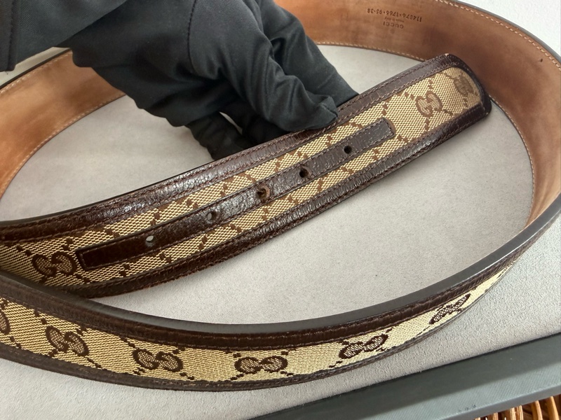 二手GUCCI咖啡色緹花滾皮邊銀色GG logo腰帶95公分114876-6