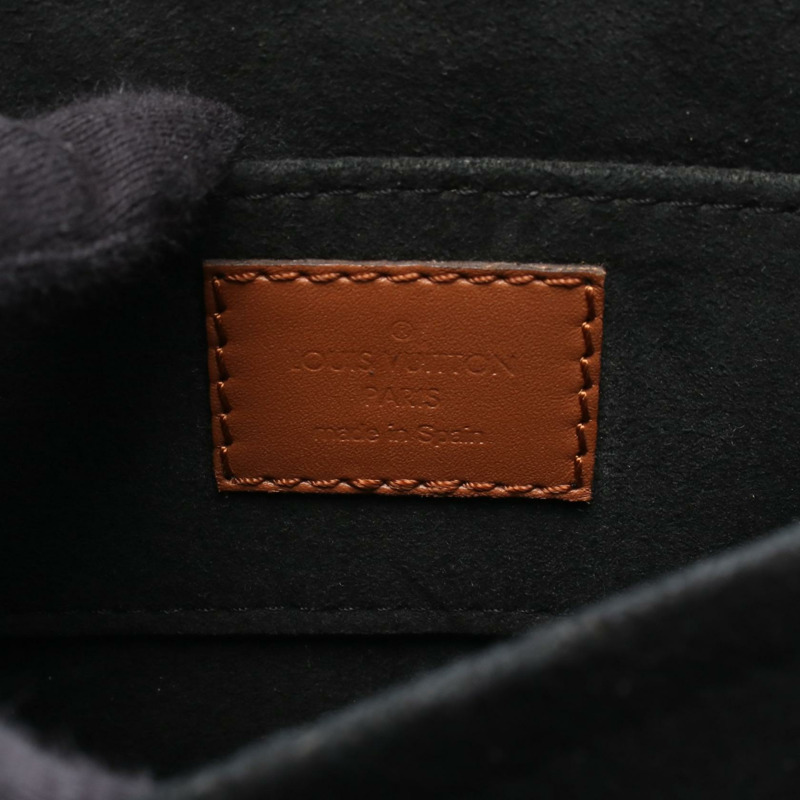 路易威登 Daufine MINI 斜背包 M44580 Monogram Reverse-3