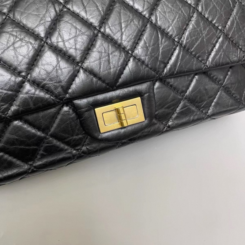 Chanel香奈兒2.55大號黑金菱格油蠟牛皮雙蓋包-2